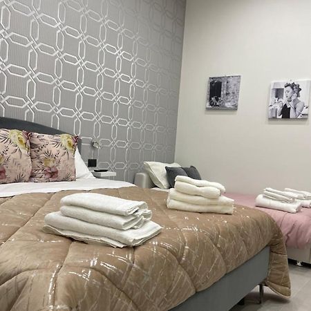 Casa Vacanza Carme ナポリ エクステリア 写真