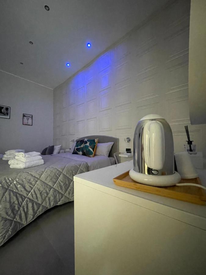 Casa Vacanza Carme ナポリ エクステリア 写真
